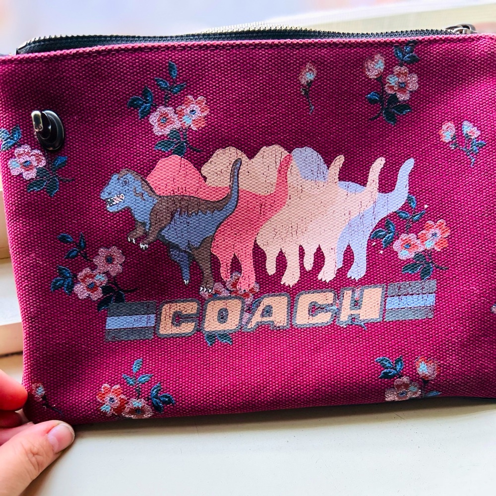 COACH Lexi 51229 Clutch Bag Dinosaur Floral Print Burgundy Canvas W/Leather Trim